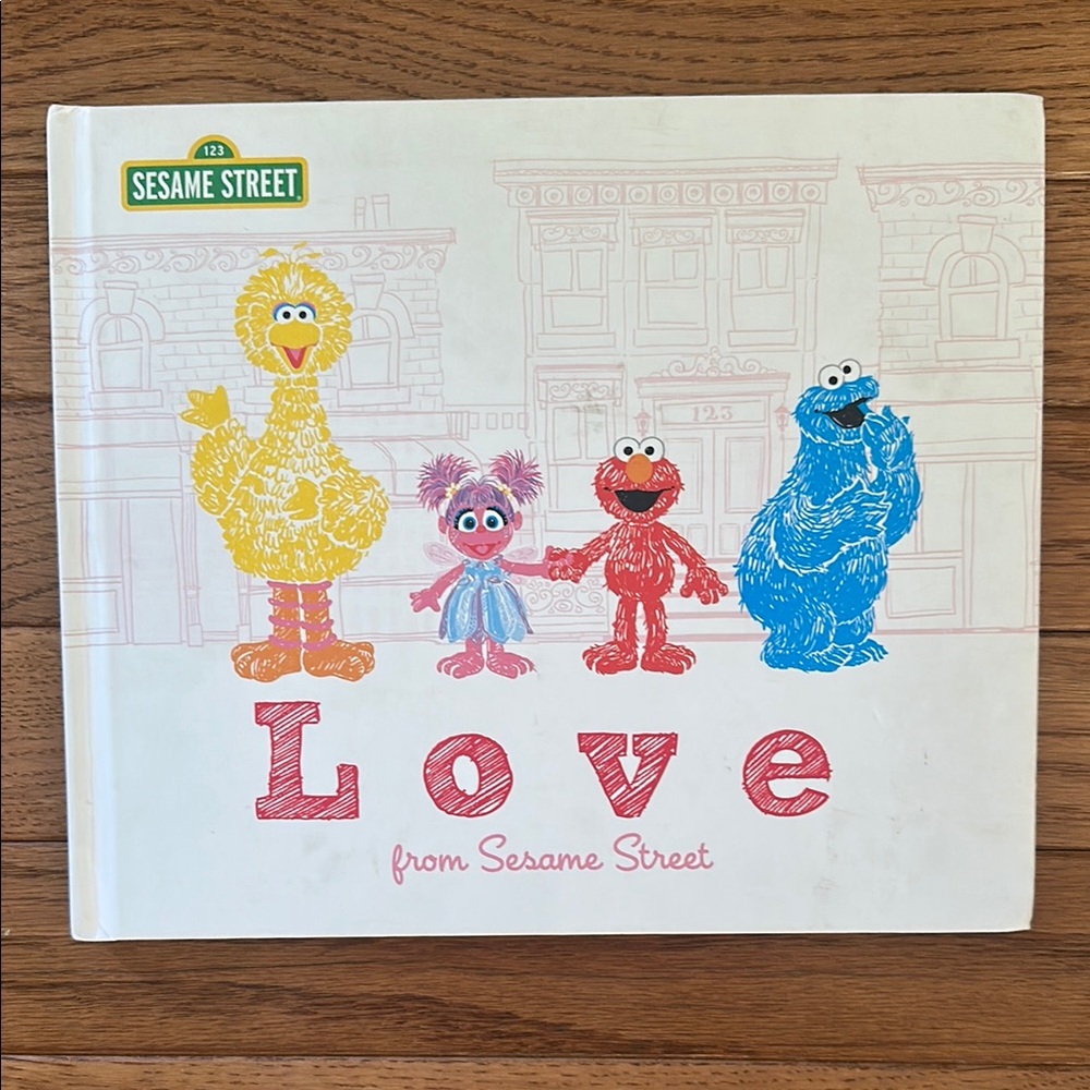 ❤️ LOVE from Sesame Street Hard cover kids book big bird Elmo